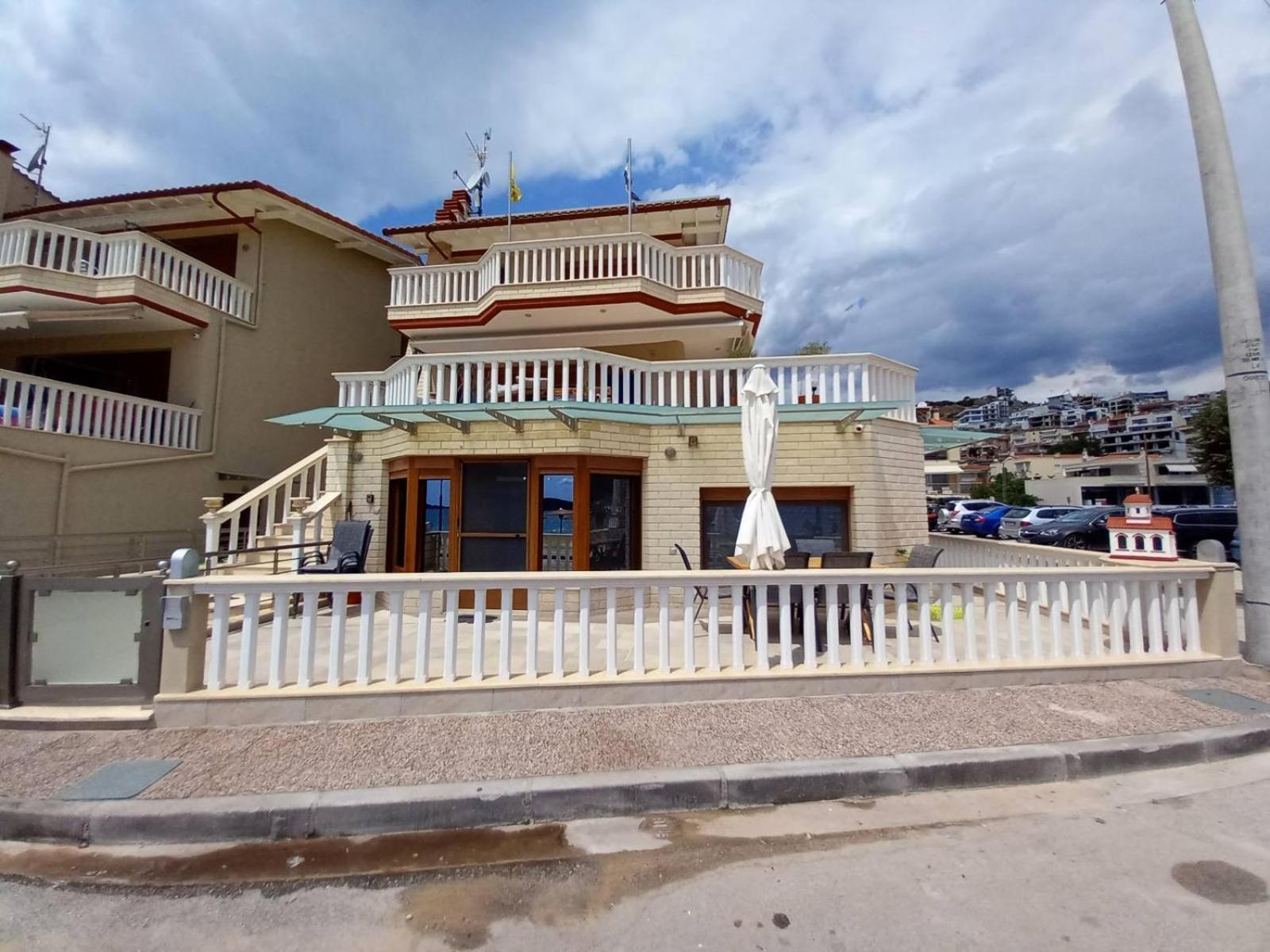 דירות Néa Péramos Peramos Rent House מראה חיצוני תמונה
